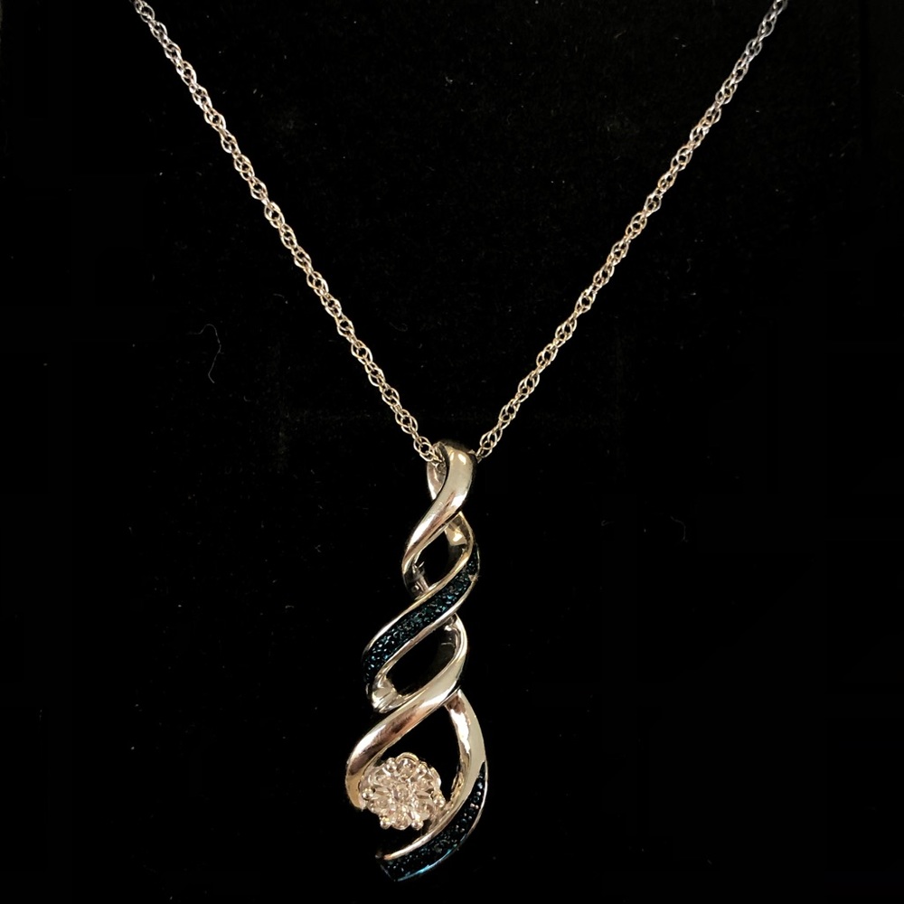 Brand New Kay Jewelers Necklace